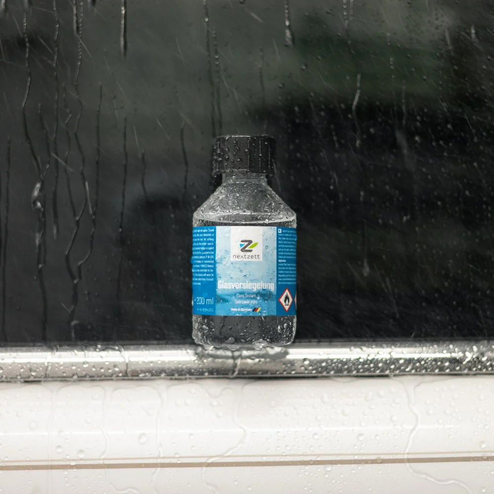 Glass Cleaning and Protection Kit - Image 4