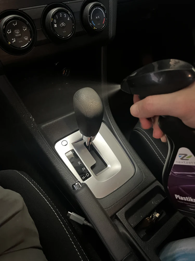 Interior Care Essentials Deluxe Set - Image 3